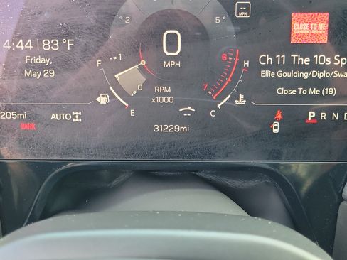 Used 2025 GMC Yukon Denali AWD/4WD image 25
