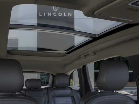 New 2026 Lincoln Nautilus Reserve AWD/4WD image 22