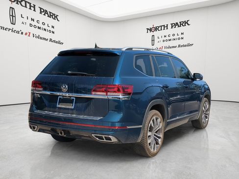 Used 2021 Volkswagen Atlas SEL R-Line FWD image 3