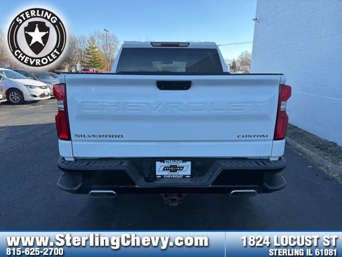 Used 2019 Chevrolet Silverado 1500 Custom Trail Boss image 4