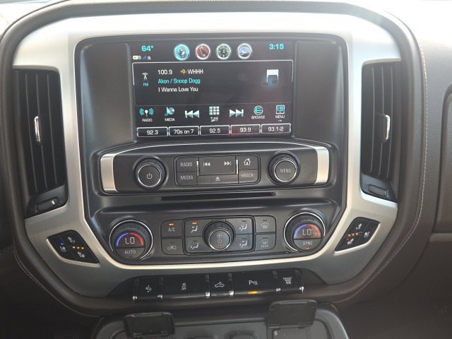 Used 2019 GMC Sierra 2500 SLT w/ Duramax Plus Package AWD/4WD image 24