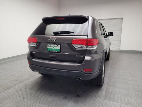 Used 2017 Jeep Grand Cherokee Limited image 7