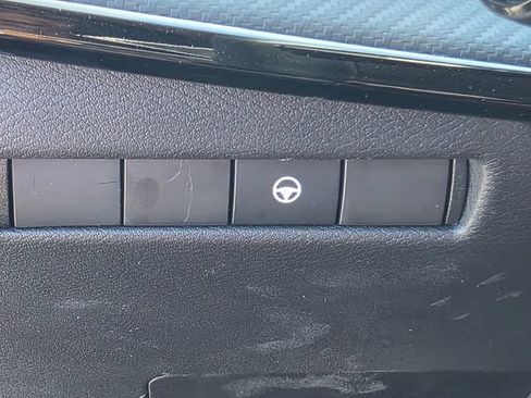 New 2026 Nissan Kicks SR w/ Cold Weather Package AWD/4WD image 12