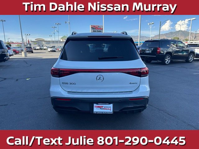 Used 2023 Mercedes-Benz EQB 300 4MATIC image 10