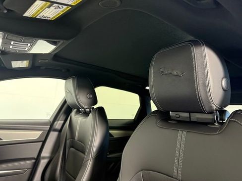 Certified 2025 Jaguar F-PACE R-Dynamic S image 13