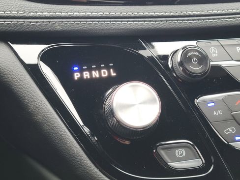 New 2026 Chrysler Pacifica Limited image 23