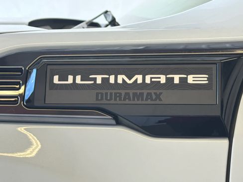 New 2026 GMC Sierra 2500 Denali Ultimate AWD/4WD image 15