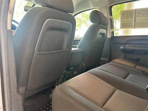 Used 2014 Chevrolet Silverado 2500 LT w/ Z71 Appearance Package AWD/4WD image 37