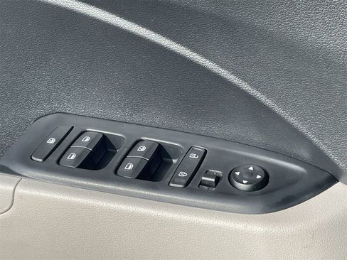 New 2026 Hyundai Venue SEL image 19