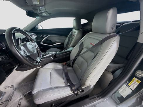 Used 2016 Chevrolet Camaro SS image 22