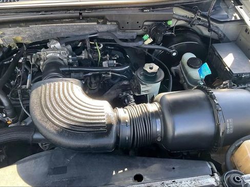 Used 2002 Ford F150 XLT image 31