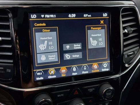Used 2019 Jeep Grand Cherokee Limited AWD/4WD image 8