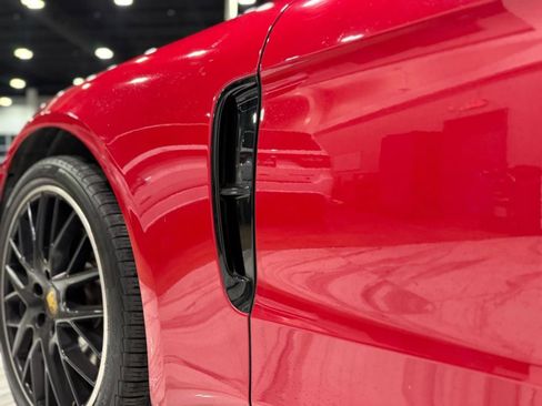 Used 2018 Porsche Panamera 4S image 17