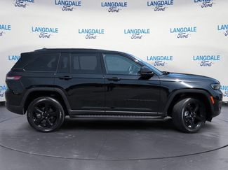 Used 2024 Jeep Grand Cherokee Altitude RWD video 3