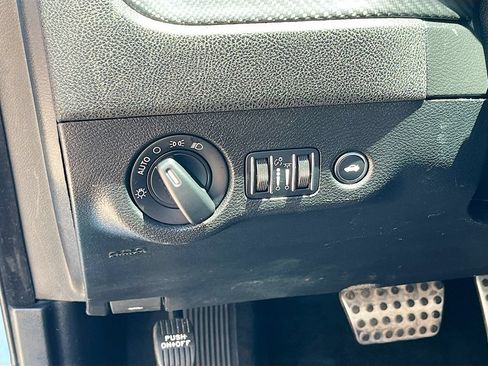 Used 2023 Dodge Charger Scat Pack RWD image 10