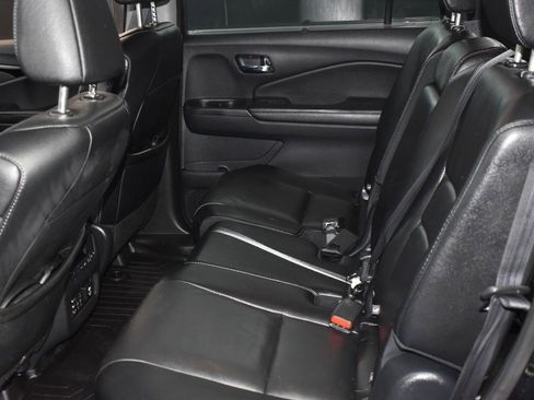 Used 2017 Honda Pilot Touring image 8