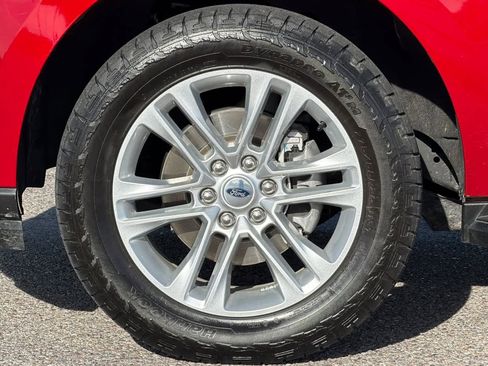 Certified 2022 Ford Expedition XLT image 28