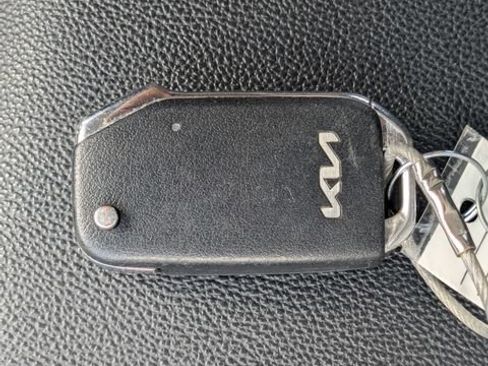 Used 2024 Kia Forte LXS FWD image 30