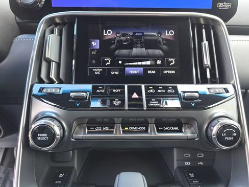 New 2026 Lexus LX 700h Luxury AWD/4WD image 28
