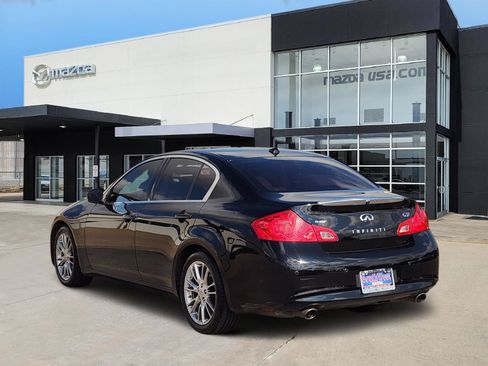 Used 2011 INFINITI G37 Journey w/ Premium Pkg RWD image 4