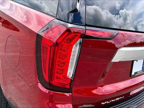 Used 2022 GMC Yukon XL Denali AWD/4WD image 22