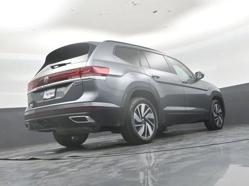 Used 2024 Volkswagen Atlas SE AWD/4WD image 43