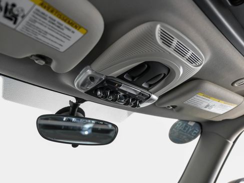 Used 2016 MINI Cooper 2-Door Hardtop image 22