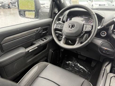New 2026 RAM 2500 Limited AWD/4WD image 34