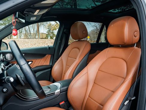 Used 2020 Mercedes-Benz GLC 300 4MATIC image 16