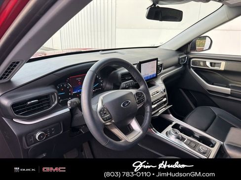 Used 2020 Ford Explorer XLT w/ Equipment Group 202A AWD/4WD image 7