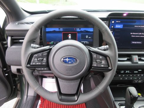 Used 2026 Subaru Outback Limited AWD/4WD image 11