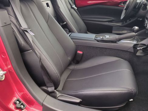 New 2026 MAZDA MX-5 Miata Grand Touring w/ Appearance Package RWD image 19