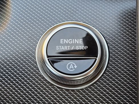 Certified 2025 Mercedes-Benz C 300 4MATIC Sedan image 22