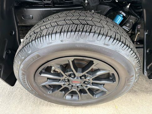 Used 2024 Toyota Tundra Limited w/ TRD Off-Road Package AWD/4WD image 20