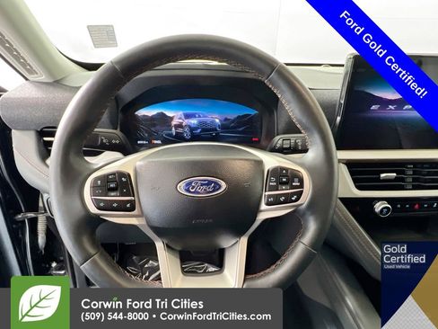 Certified 2025 Ford Explorer Active w/ Active Comfort Package image 8