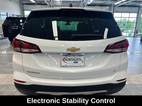 Used 2024 Chevrolet Equinox LT w/ LPO, Floor Liner Package FWD image 13