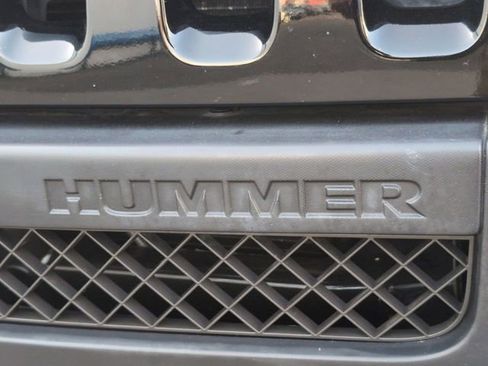 Used 2009 HUMMER H3T AWD/4WD image 26