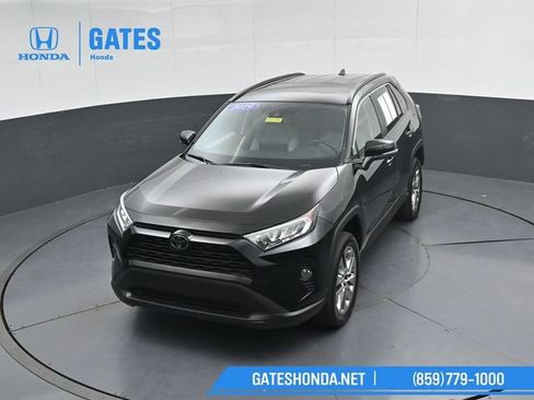 Used 2019 Toyota RAV4 XLE Premium w/ Cold Weather Package AWD/4WD image 49