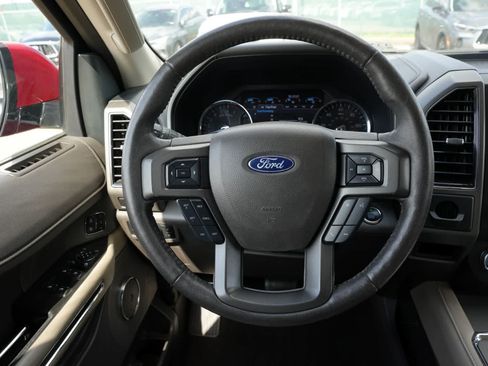 Used 2020 Ford Expedition XLT w/ Equipment Group 202A AWD/4WD image 6