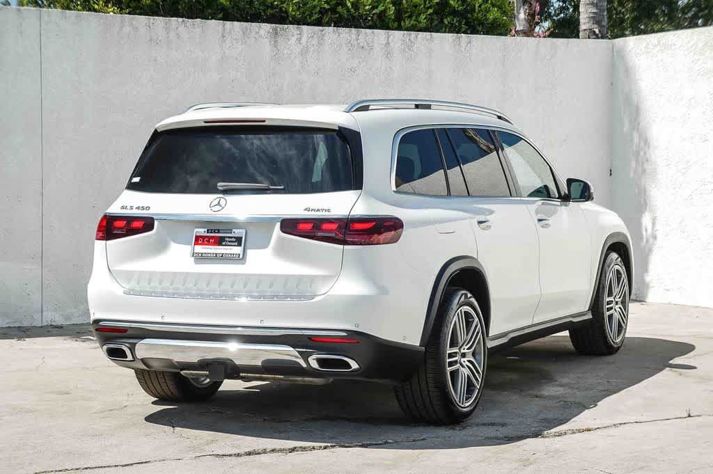 Used 2024 Mercedes-Benz GLS 450 4MATIC image 4