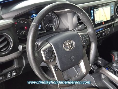 Used 2017 Toyota Tacoma Limited w/ Tow Package AWD/4WD image 25