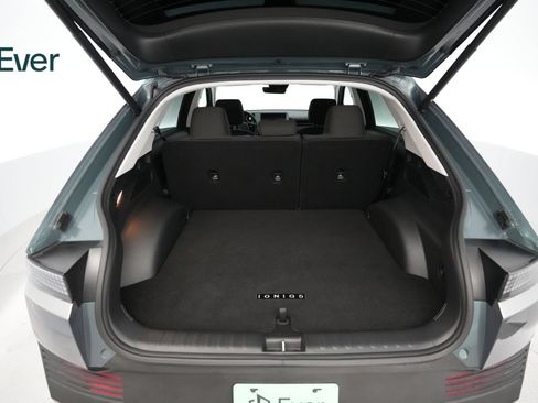 Used 2024 Hyundai Ioniq 5 SEL RWD image 8