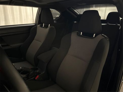 Used 2016 Scion tC 10 Series image 32