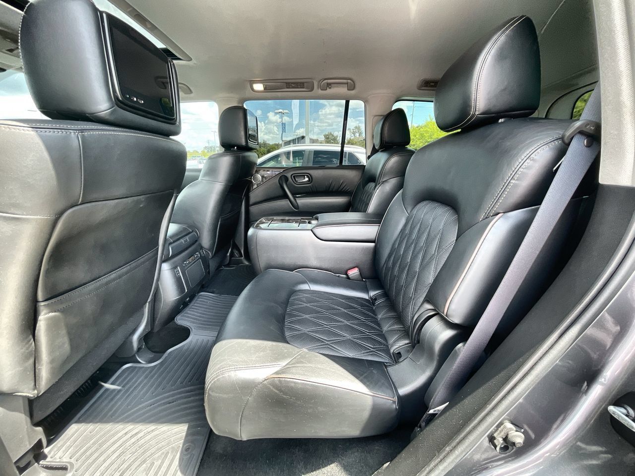 Used 2023 Nissan Armada Platinum w/ Captain's Chairs Package RWD image 25