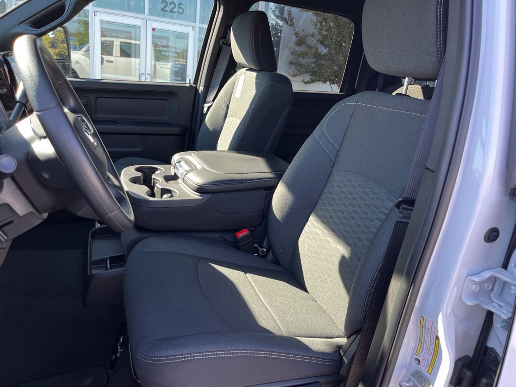 New 2027 RAM 3500 Tradesman AWD/4WD image 4