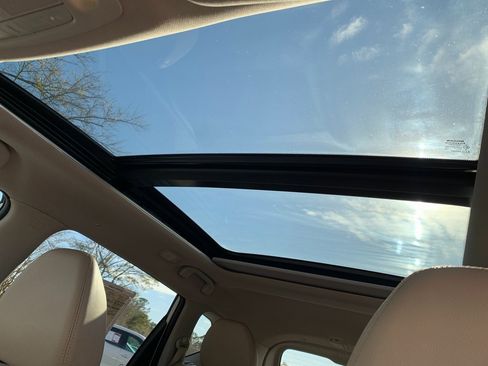 Used 2016 Nissan Rogue SL w/ SL Premium Package image 26