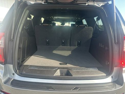 Used 2025 GMC Yukon XL Denali Ultimate AWD/4WD image 7