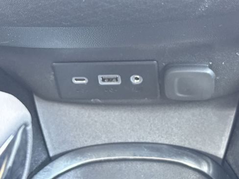 Used 2024 Chevrolet Malibu LT image 24