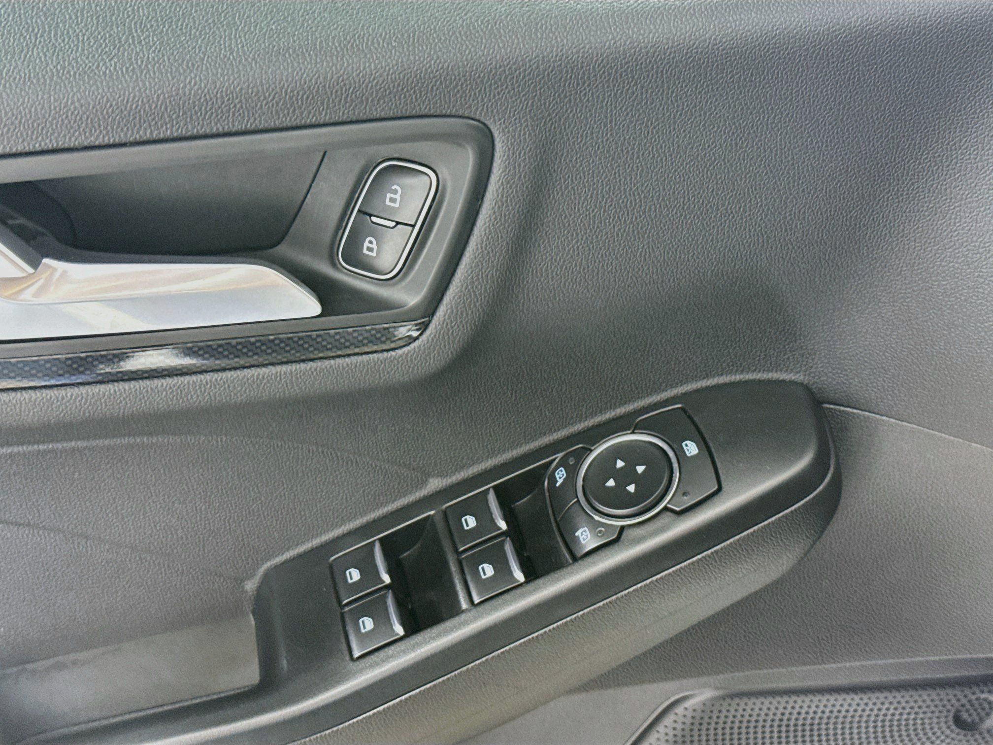 Used 2024 Ford Escape ST-Line w/ Tech Pack #1 FWD image 21