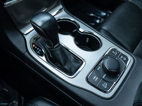 Used 2020 Jeep Grand Cherokee High Altitude image 33